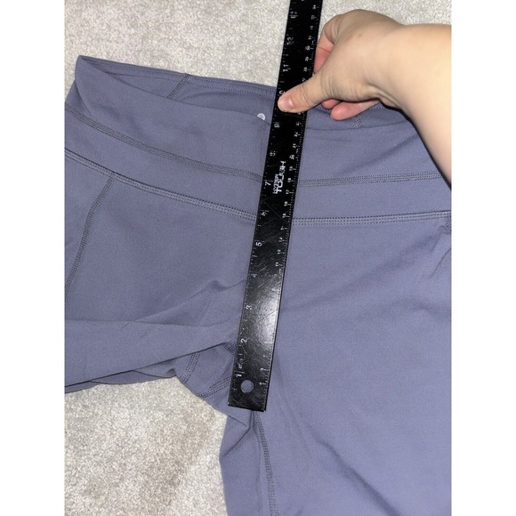 Athleta Capri‎ Cropped Leggings Purple Ruched Bottom Womans M - Picture 8 of 9